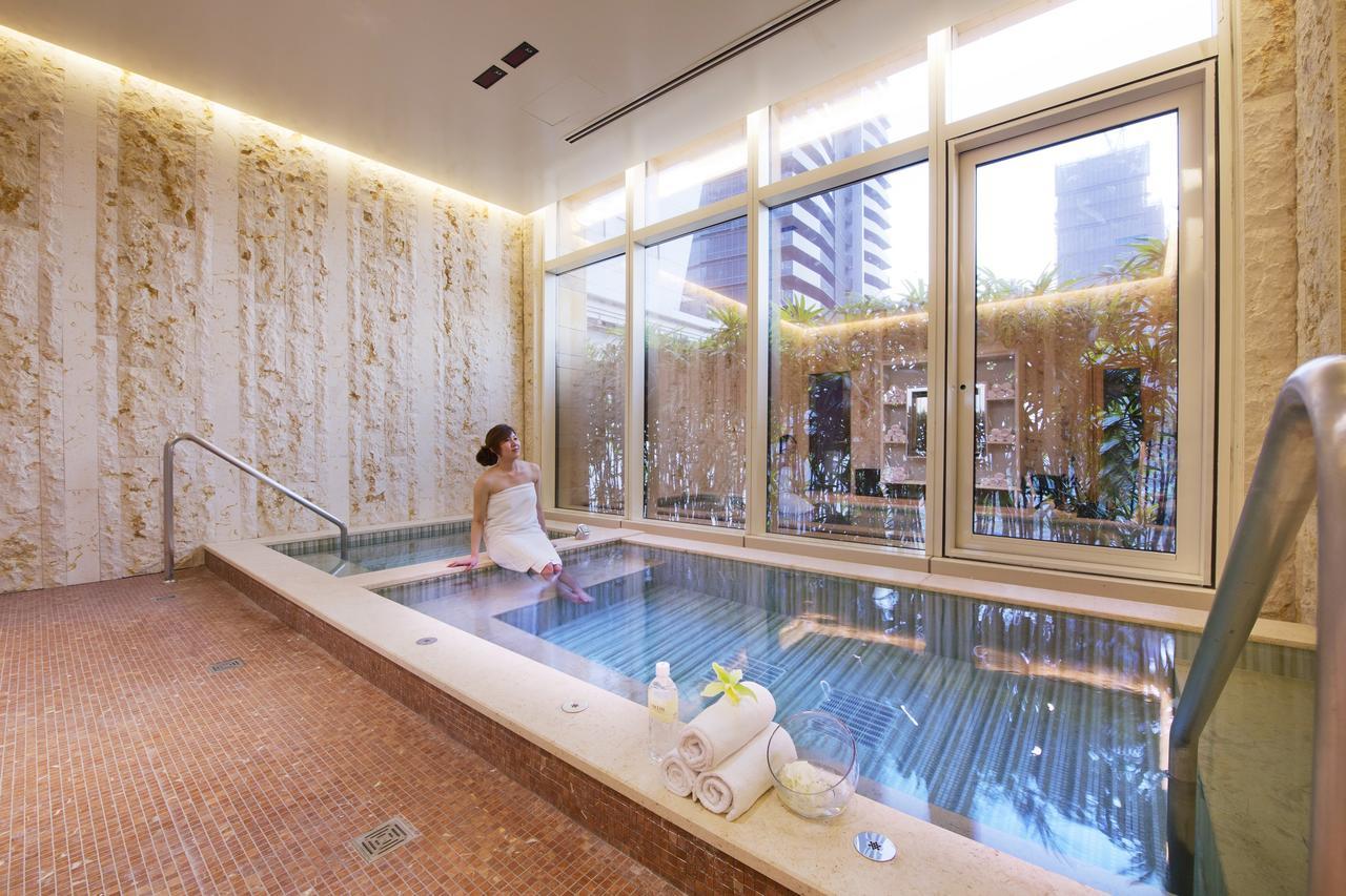 טאיצ'ונג The Lin Hotel מראה חיצוני תמונה A woman in a spa
