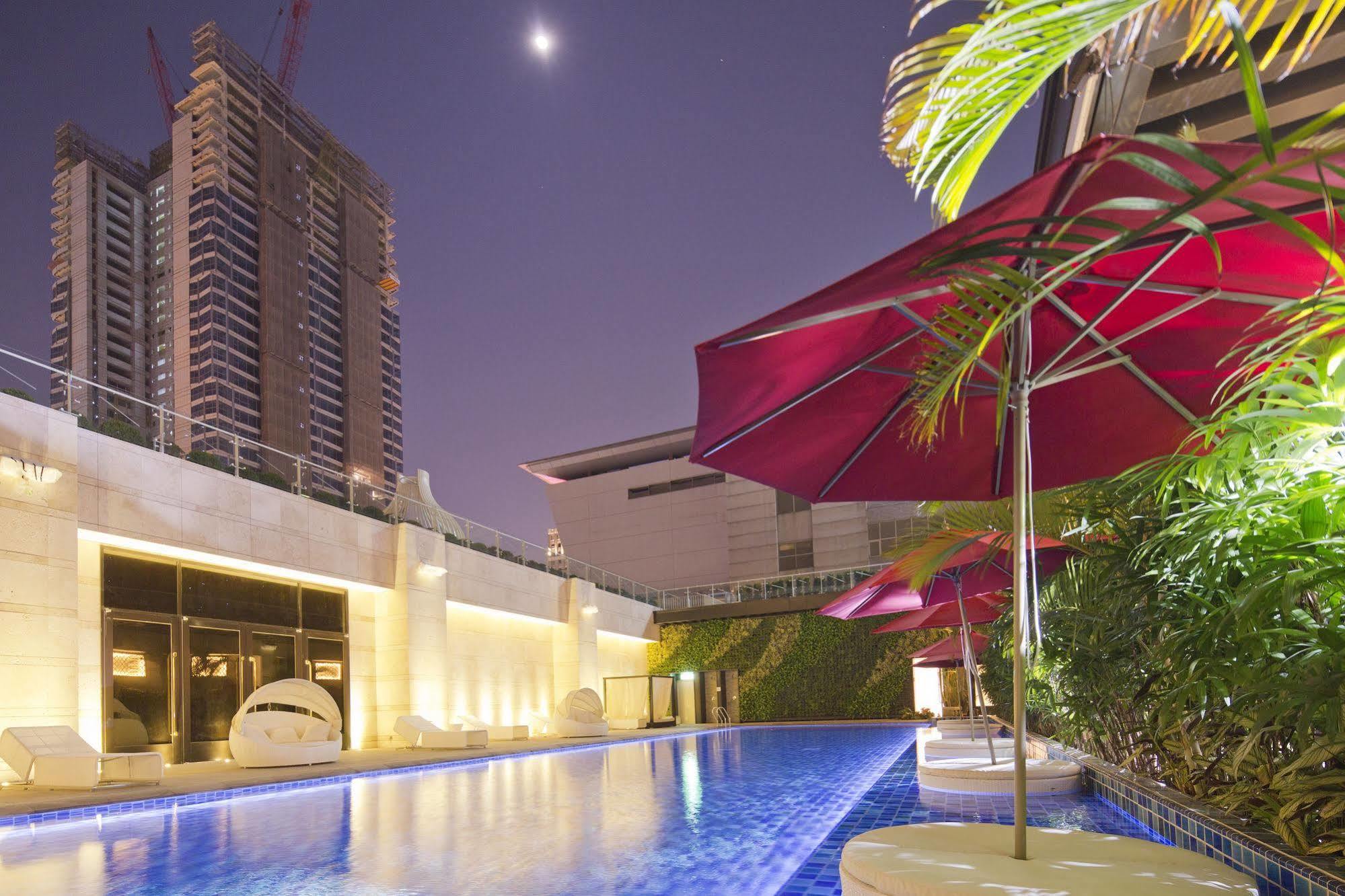 טאיצ'ונג The Lin Hotel מראה חיצוני תמונה The swimming pool at the hotel